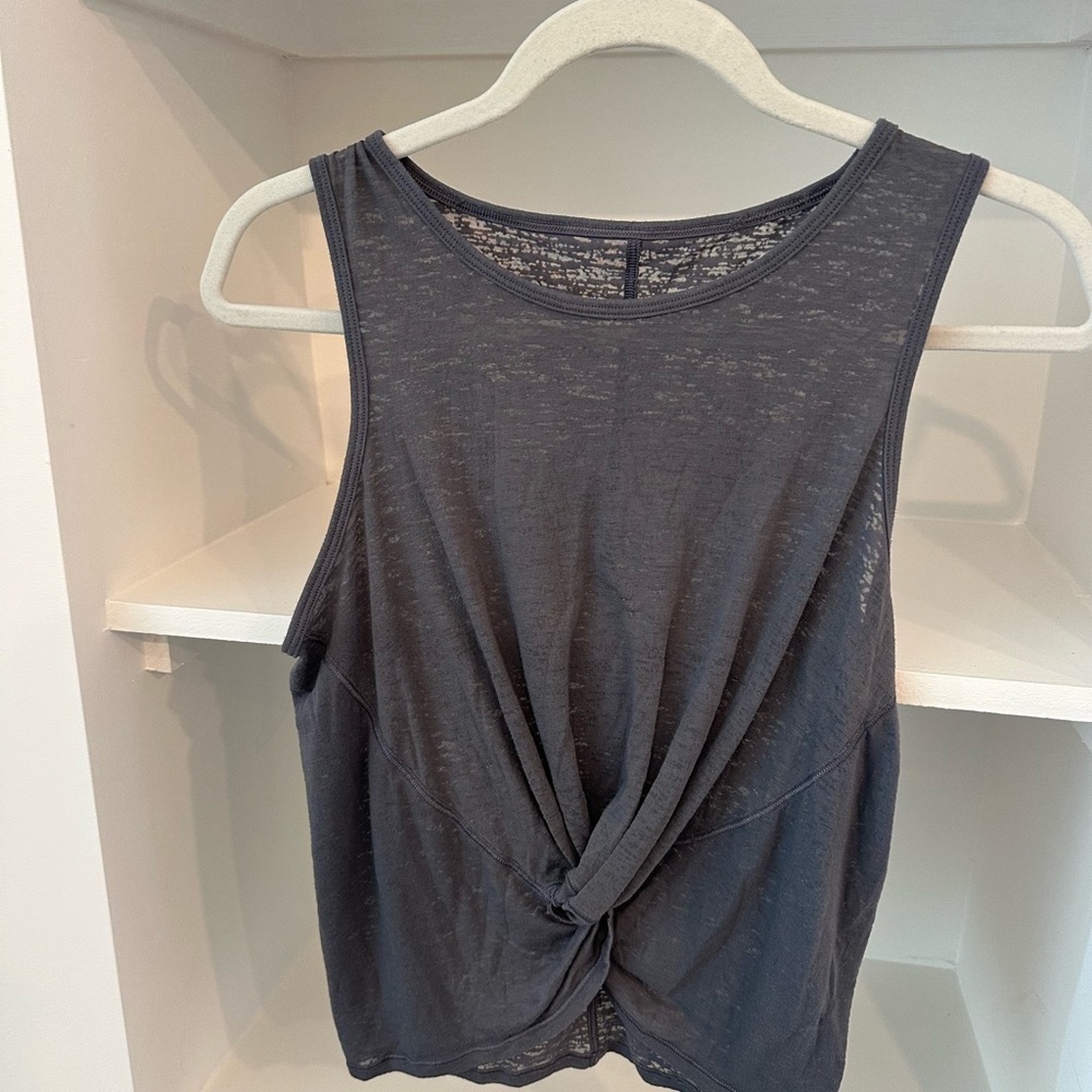 Lululemon Athletica Gray Knotted Front Tank Tee